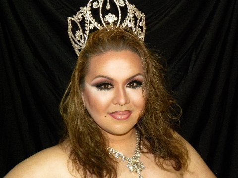 Tryniti LaCroix, La Femme Magnifique Plus International 2009 winner