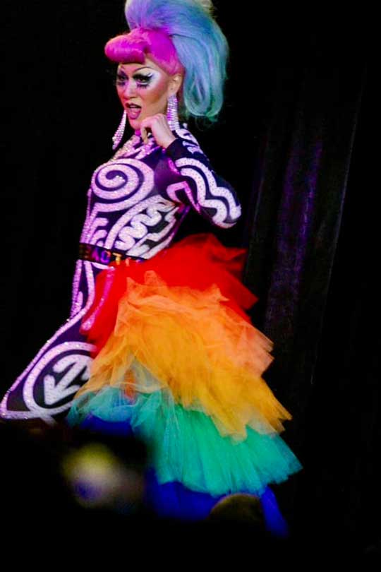 Drag queen BinKyee Bellflower